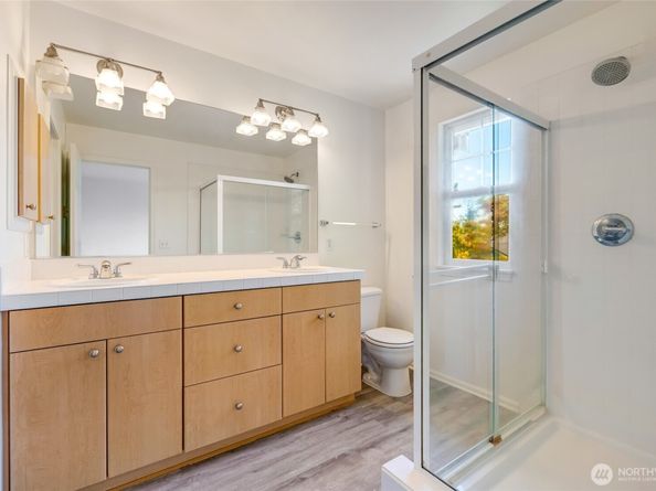 4740 Lake Place South A, Renton WA 98055
