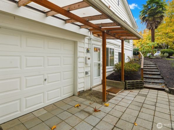 12664 NE 87th Street, Kirkland WA 98033