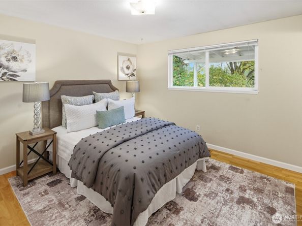 12664 NE 87th Street, Kirkland WA 98033