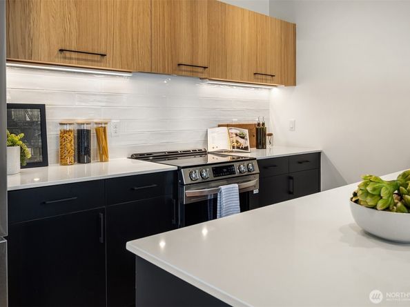 2419 NW 57th Street A, Seattle WA 98107