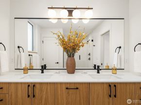 2419 NW 57th Street A, Seattle WA 98107