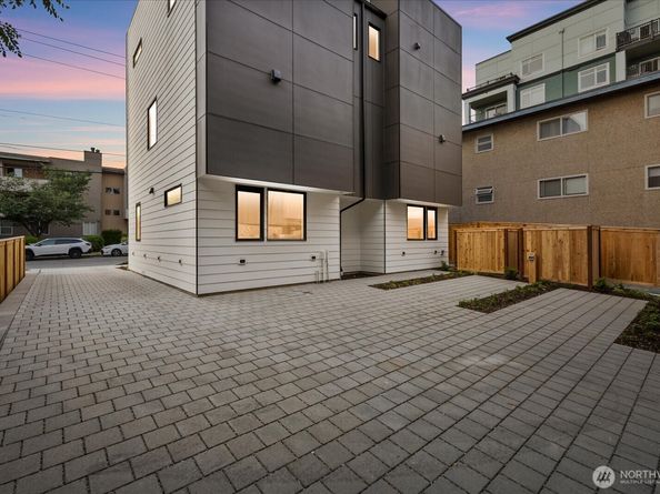 2419 NW 57th Street A, Seattle WA 98107