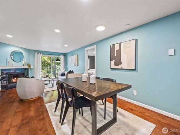 732 Kirkland Circle D102, Kirkland WA 98033