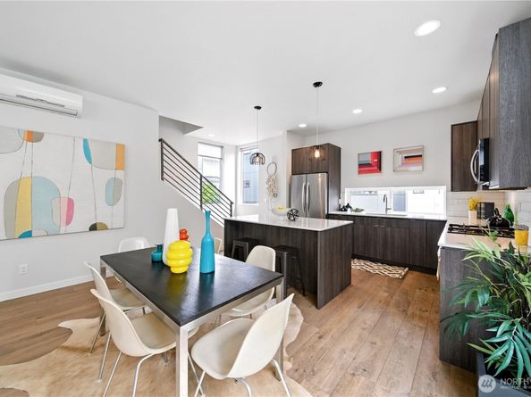 3807 Ashworth Avenue N, Seattle WA 98103
