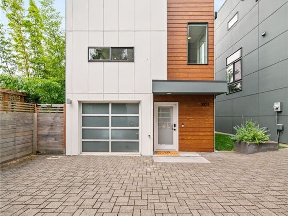 3807 Ashworth Avenue N, Seattle WA 98103