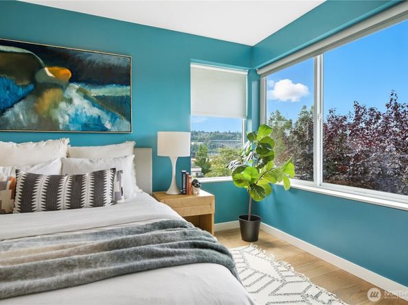3807 Ashworth Avenue N, Seattle WA 98103