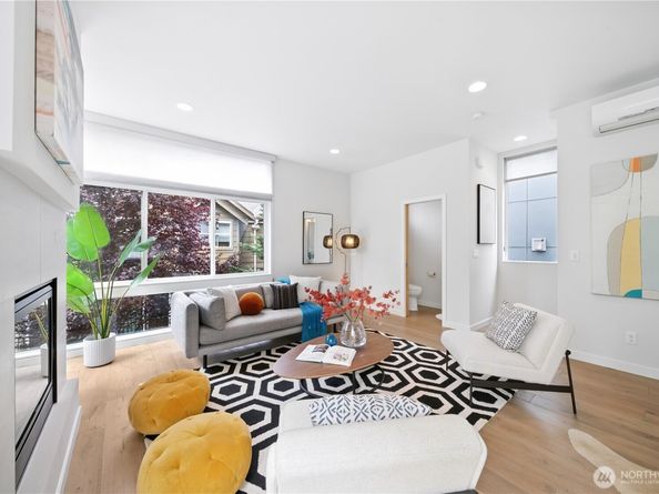 3807 Ashworth Avenue N, Seattle WA 98103