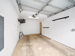 3807 Ashworth Avenue N, Seattle WA 98103
