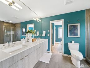 3807 Ashworth Avenue N, Seattle WA 98103