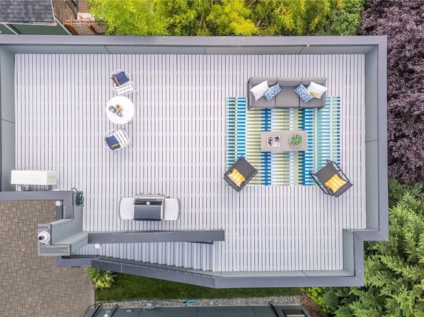 3807 Ashworth Avenue N, Seattle WA 98103