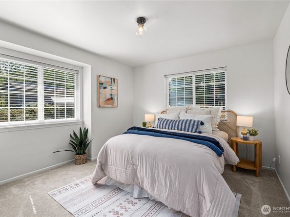 17634 118th Avenue SE, Renton WA 98058