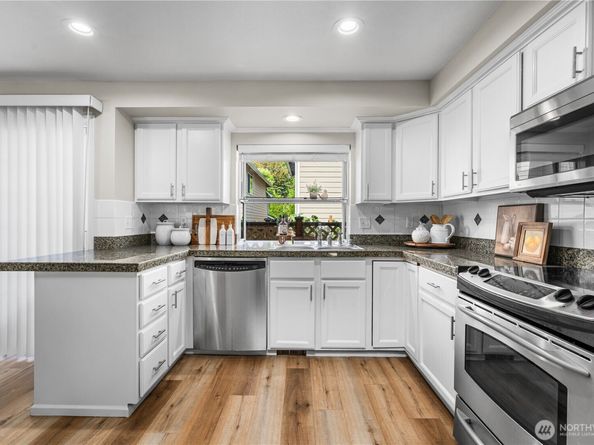 17634 118th Avenue SE, Renton WA 98058