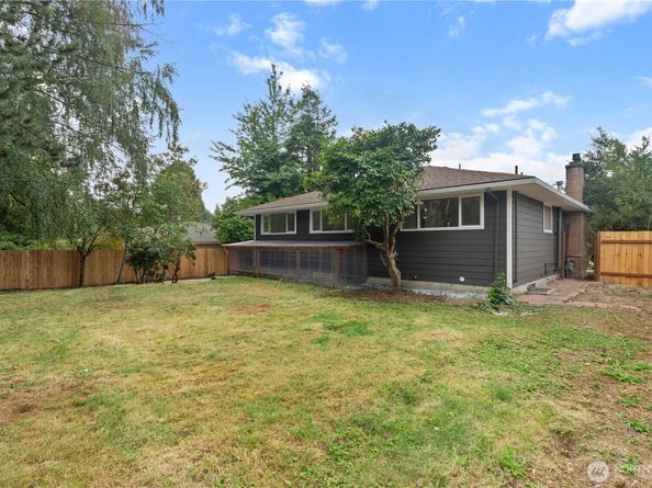 16624 3rd Avenue S, Burien WA 98148