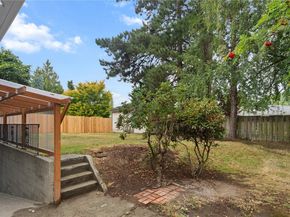 16624 3rd Avenue S, Burien WA 98148