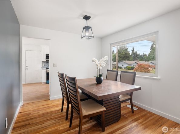 16624 3rd Avenue S, Burien WA 98148