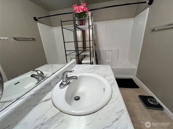 26339 116 Avenue SE I202, Kent WA 98030