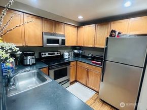 26339 116 Avenue SE I202, Kent WA 98030