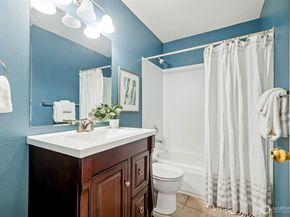 4808 NE Sunset Boulevard A102, Renton WA 98059