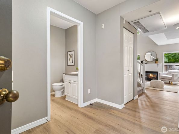 4808 NE Sunset Boulevard A102, Renton WA 98059