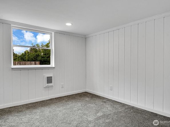 3810 NE 155th Street, Lake Forest Park WA 98155