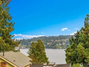 3810 NE 155th Street, Lake Forest Park WA 98155