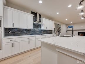 20231 125th Avenue NE SM209, Bothell WA 98011