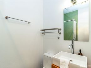 421 23rd Avenue B, Seattle WA 98122