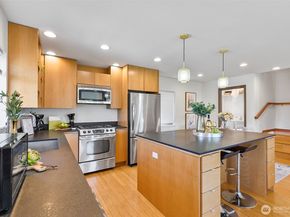421 23rd Avenue B, Seattle WA 98122