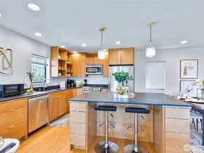 421 23rd Avenue B, Seattle WA 98122