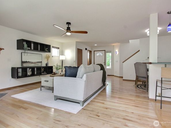 177 Glennwood Avenue SE, Renton WA 98056