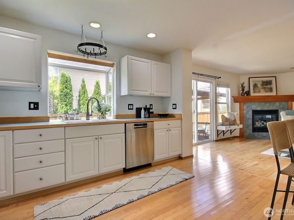 177 Glennwood Avenue SE, Renton WA 98056