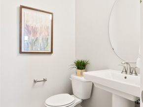 154 NE Shadowhawk Lane, Bremerton WA 98311
