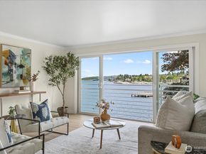 733 Lake Street S 202, Kirkland WA 98033