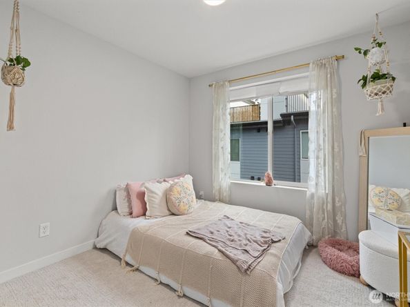 2126 N 147th Street D, Shoreline WA 98133