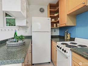 4320 Palatine Avenue N, Seattle WA 98103