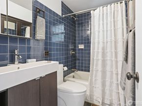 4320 Palatine Avenue N, Seattle WA 98103