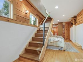 4320 Palatine Avenue N, Seattle WA 98103