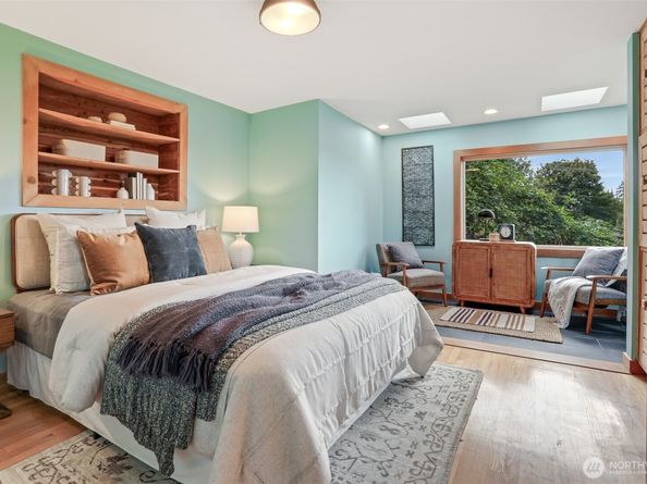 4320 Palatine Avenue N, Seattle WA 98103