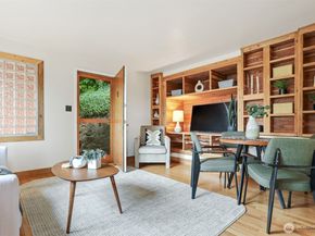 4320 Palatine Avenue N, Seattle WA 98103