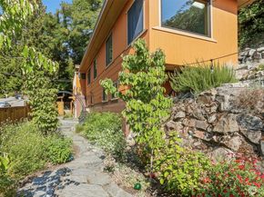 4320 Palatine Avenue N, Seattle WA 98103