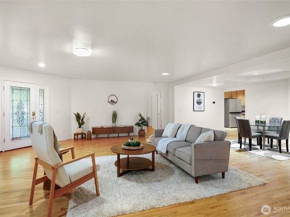 26702 Ohio Avenue NE, Kingston WA 98346