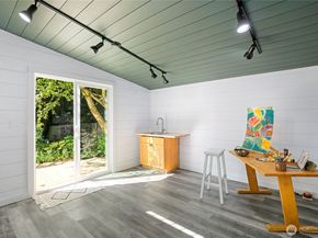 26702 Ohio Avenue NE, Kingston WA 98346