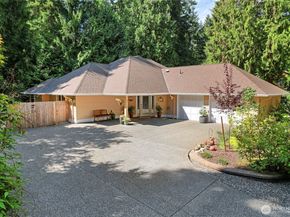 26702 Ohio Avenue NE, Kingston WA 98346