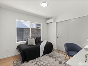 918 28th Avenue S C, Seattle WA 98144