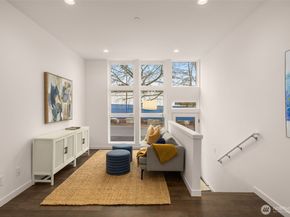 2225 25th Avenue S, Seattle WA 98144