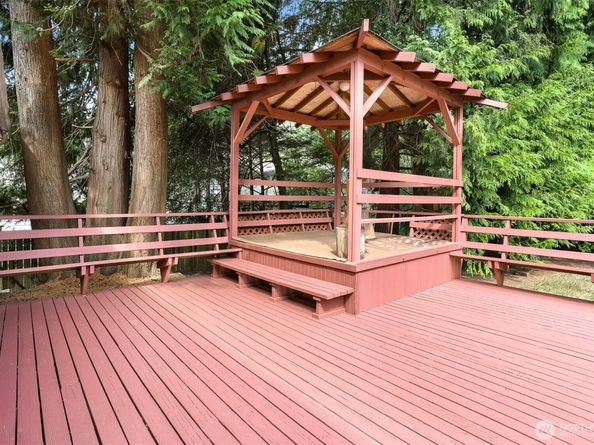 14828 Ashworth Avenue N, Shoreline WA 98133