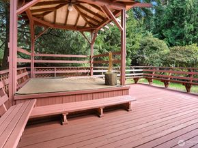 14828 Ashworth Avenue N, Shoreline WA 98133