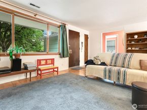 14828 Ashworth Avenue N, Shoreline WA 98133