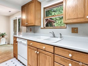 14828 Ashworth Avenue N, Shoreline WA 98133