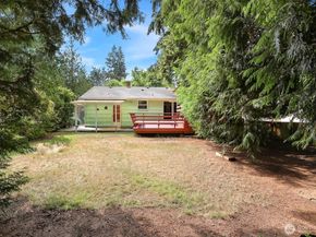 14828 Ashworth Avenue N, Shoreline WA 98133